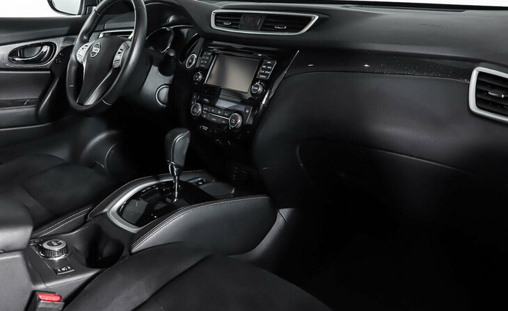 Nissan X-Trail - Фото 8