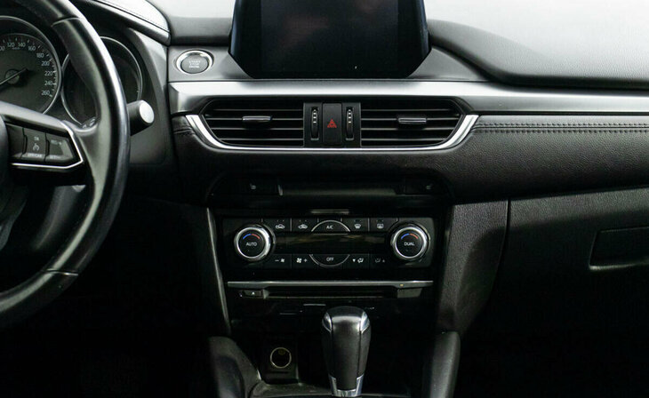 Mazda 6 - Фото 8