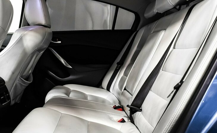 Mazda 6 - Фото 10