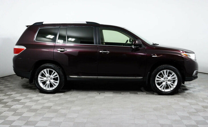 Toyota Highlander - Фото 3