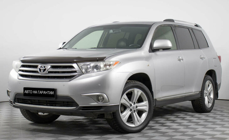 Toyota Highlander - Фото 0