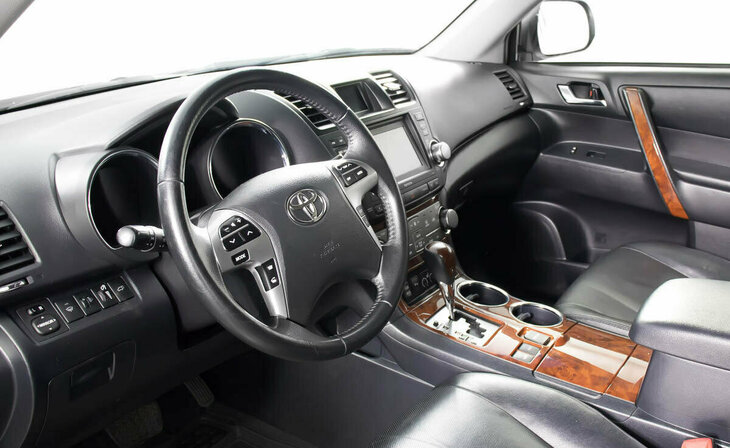 Toyota Highlander - Фото 6