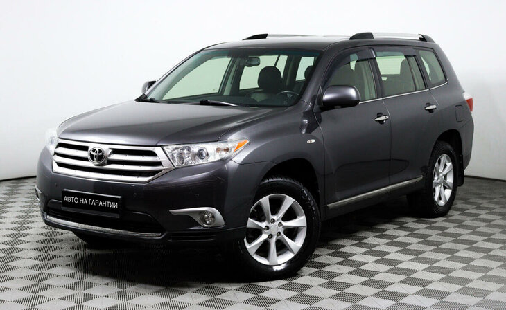 Toyota Highlander - Фото 0