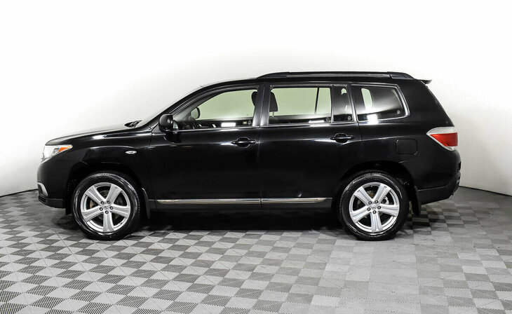 Toyota Highlander - Фото 2