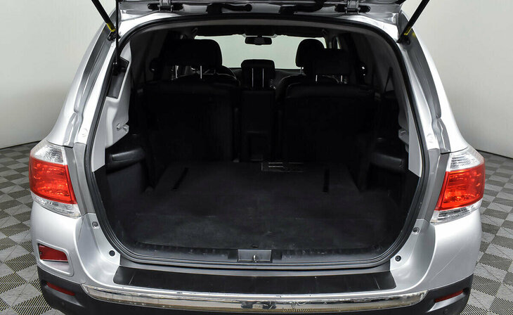Toyota Highlander - Фото 17