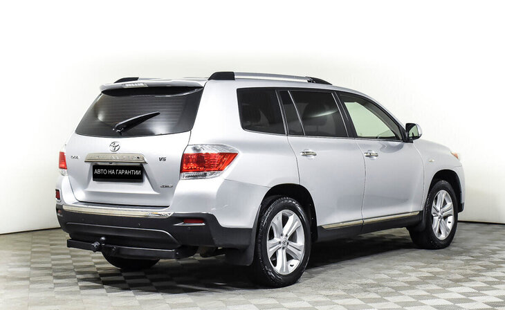 Toyota Highlander - Фото 4