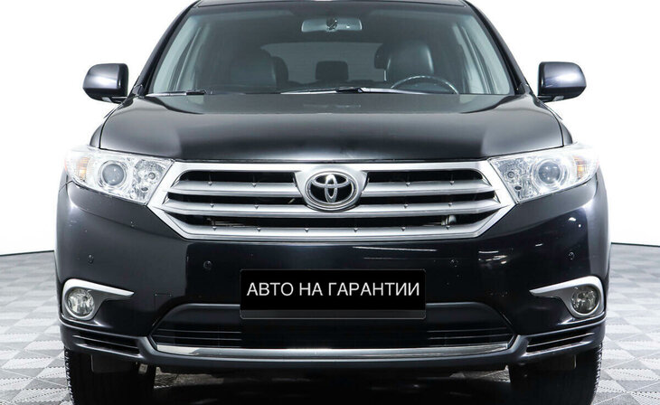 Toyota Highlander - Фото 1