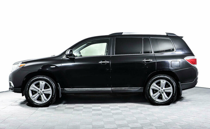 Toyota Highlander - Фото 2