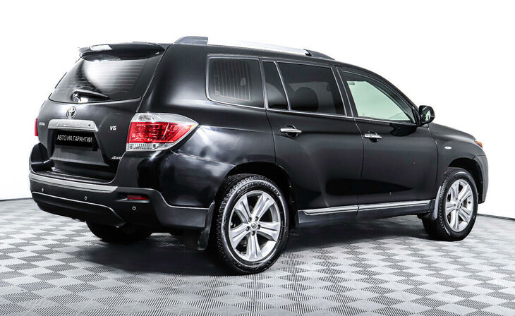 Toyota Highlander - Фото 4