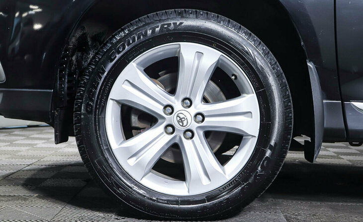 Toyota Highlander - Фото 6