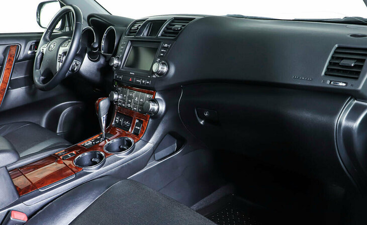 Toyota Highlander - Фото 7