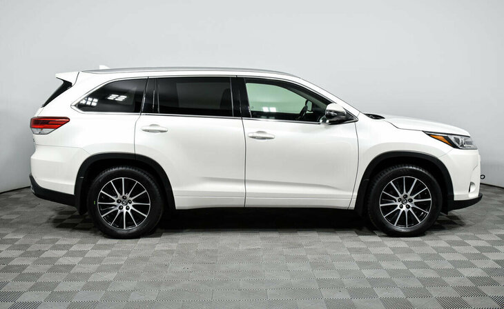 Toyota Highlander - Фото 3