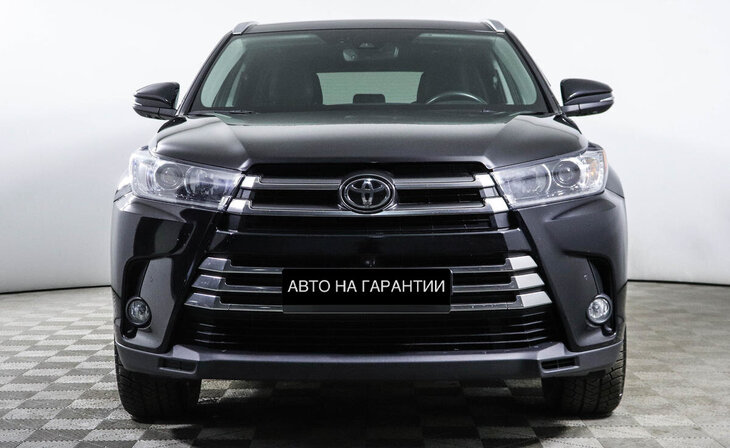 Toyota Highlander - Фото 1