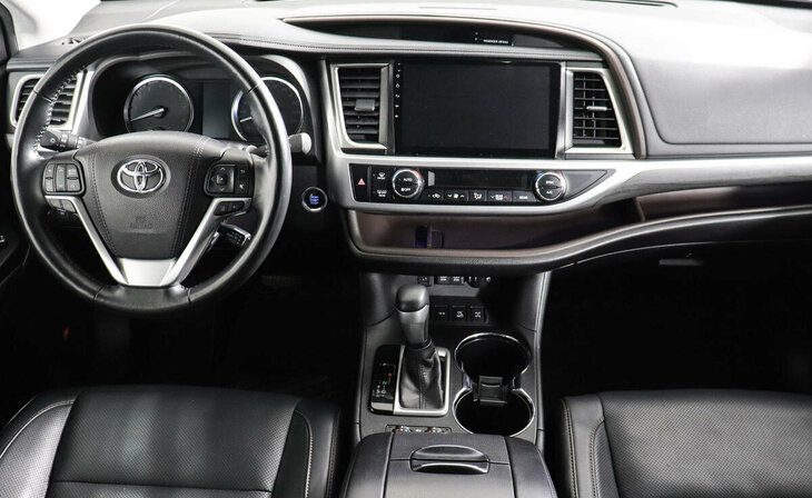 Toyota Highlander - Фото 6
