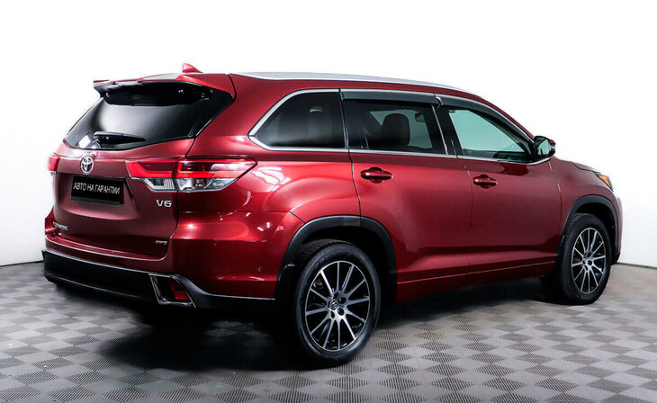 Toyota Highlander - Фото 4