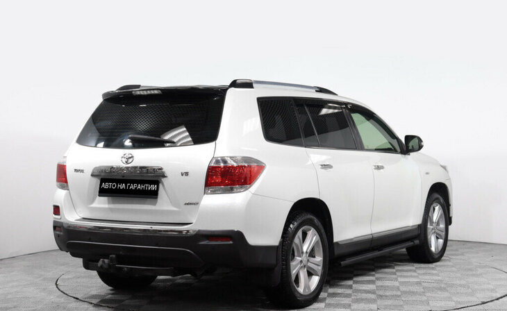 Toyota Highlander - Фото 4