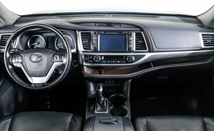 Toyota Highlander - Фото 9