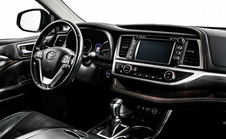 Toyota Highlander - Фото 4