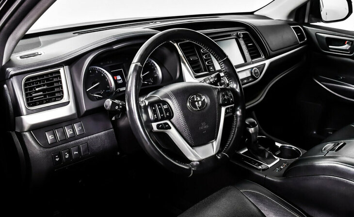 Toyota Highlander - Фото 5