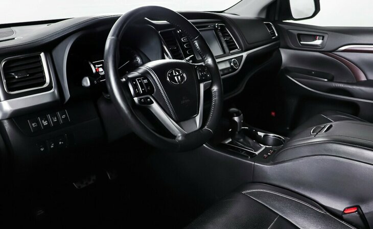 Toyota Highlander - Фото 9