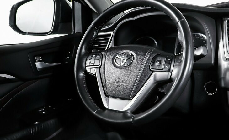 Toyota Highlander - Фото 11