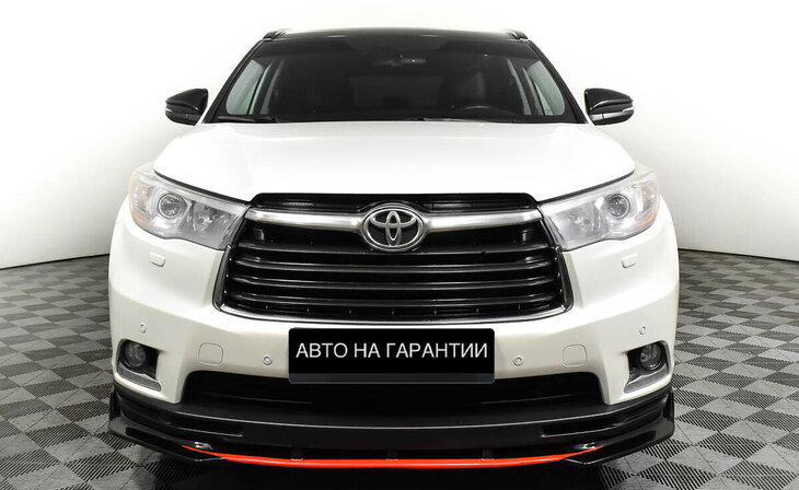 Toyota Highlander - Фото 1