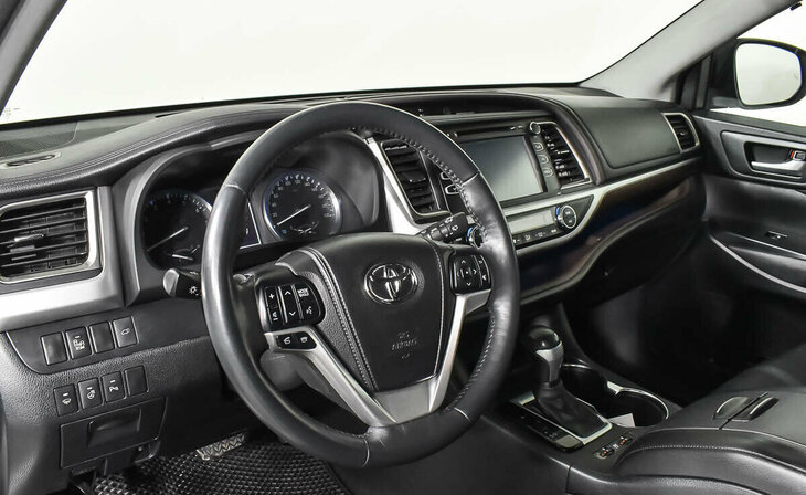 Toyota Highlander - Фото 7