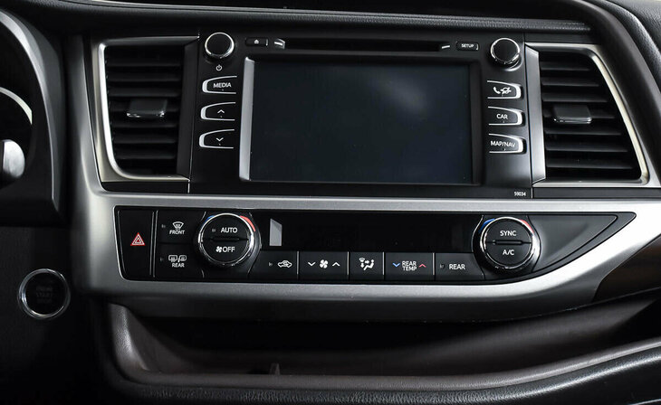 Toyota Highlander - Фото 11