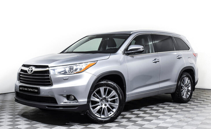 Toyota Highlander - Фото 0