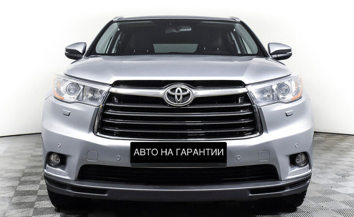 Toyota Highlander - Фото 1