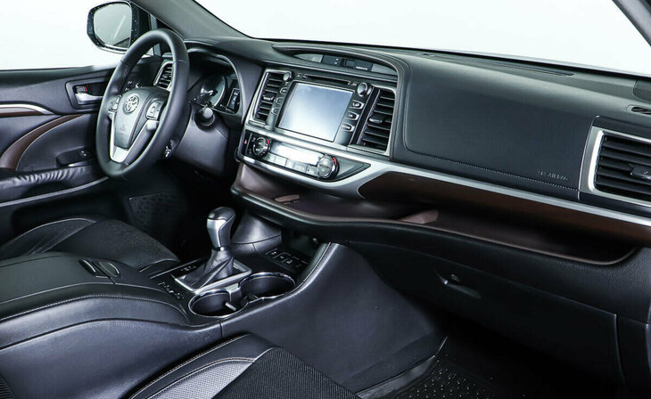 Toyota Highlander - Фото 9