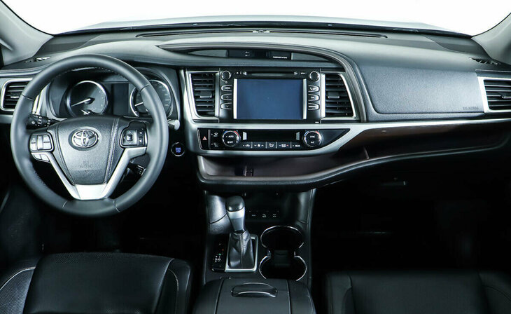 Toyota Highlander - Фото 10