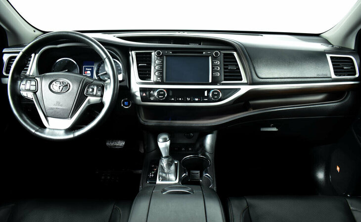 Toyota Highlander - Фото 10