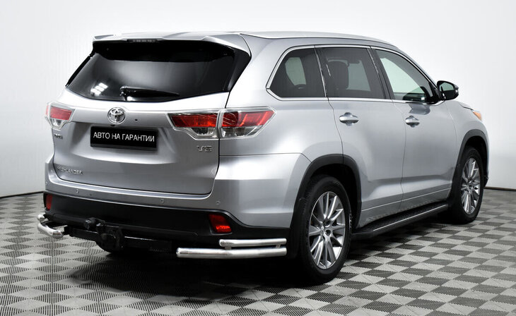 Toyota Highlander - Фото 4