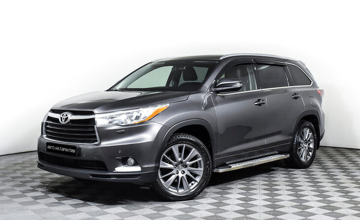 Toyota Highlander - Фото 0