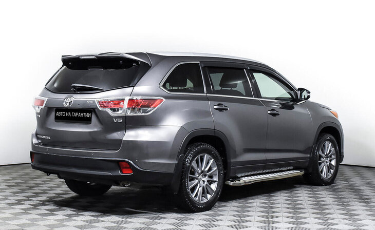 Toyota Highlander - Фото 4
