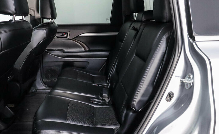 Toyota Highlander - Фото 9
