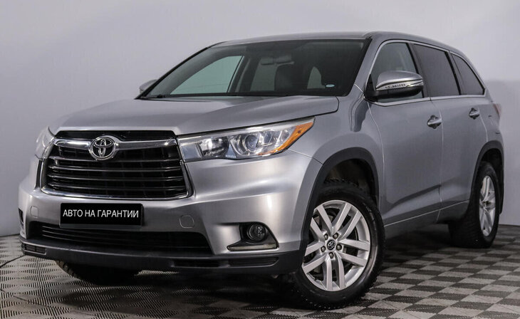 Toyota Highlander - Фото 0