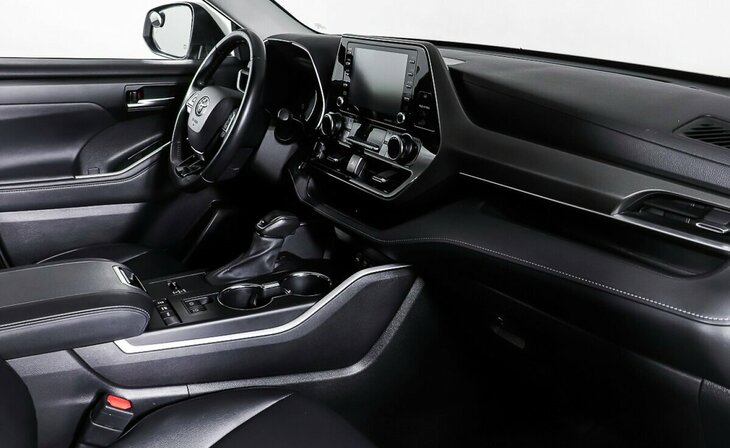 Toyota Highlander - Фото 9