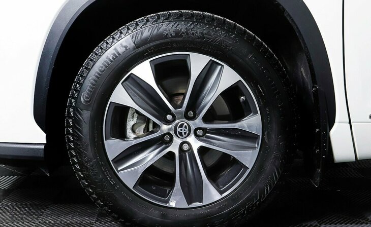 Toyota Highlander - Фото 8