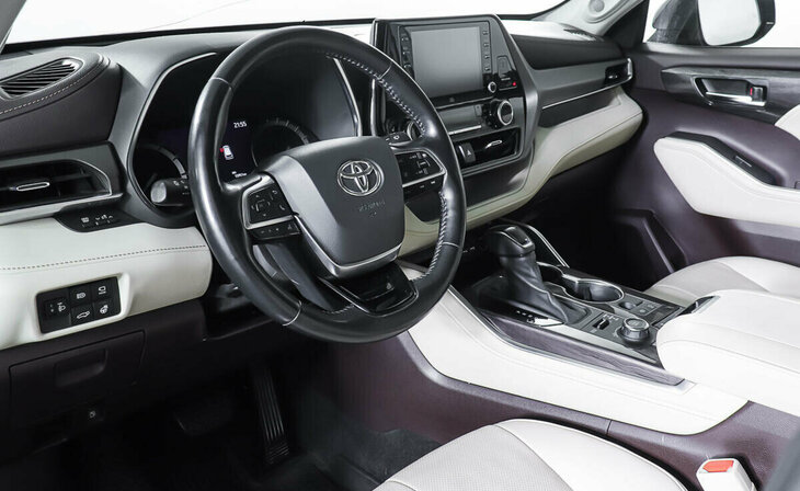Toyota Highlander - Фото 8
