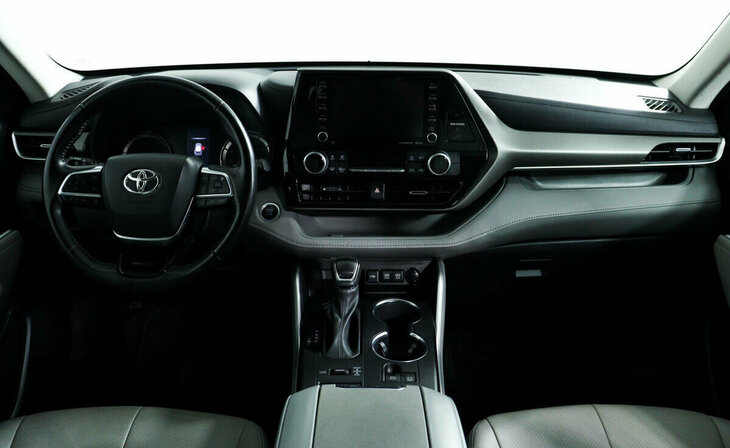 Toyota Highlander - Фото 9