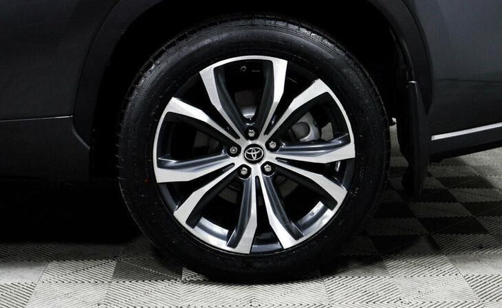 Toyota Highlander - Фото 7