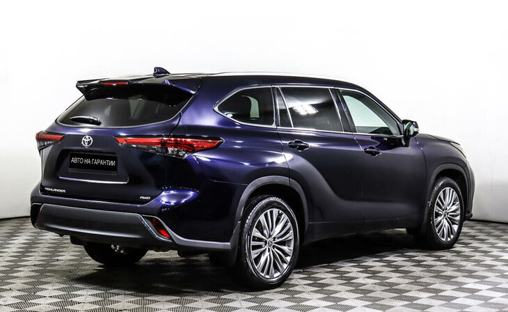 Toyota Highlander - Фото 2
