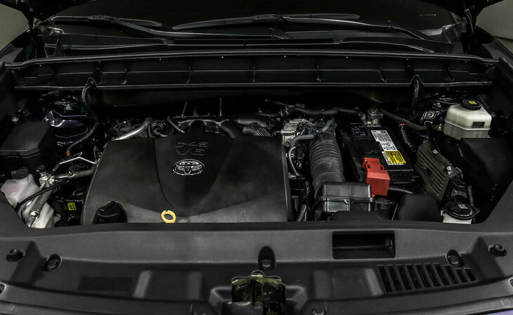 Toyota Highlander - Фото 4