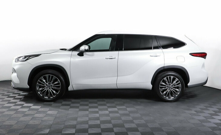 Toyota Highlander - Фото 2