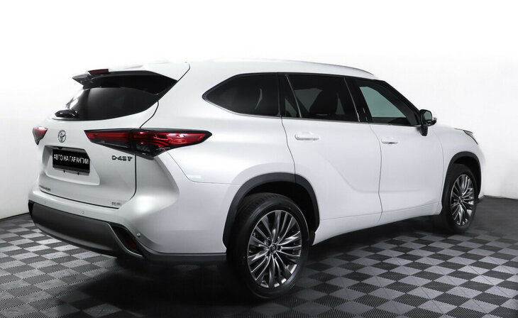 Toyota Highlander - Фото 4