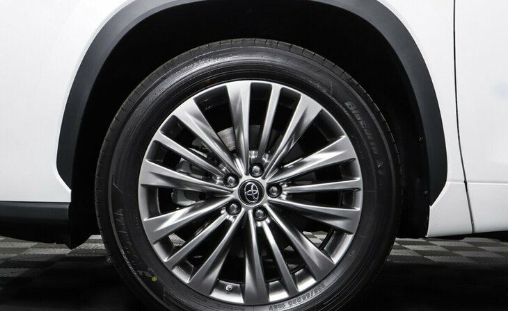 Toyota Highlander - Фото 8