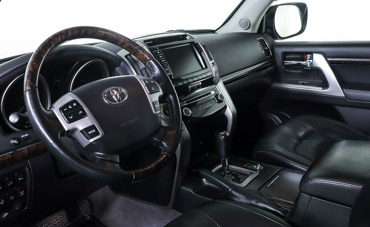 Toyota Land Cruiser - Фото 10