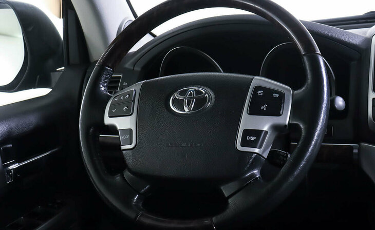 Toyota Land Cruiser - Фото 11